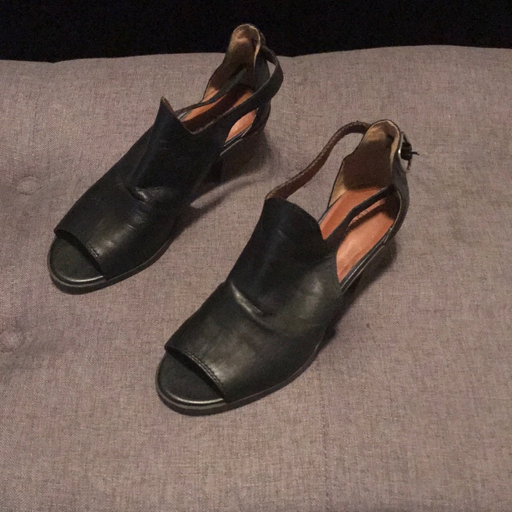 Lucky Brand peep toe heels